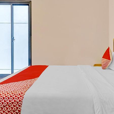 Super Oyo Capital O 90635 Tango Juliet Residence Джакарта Экстерьер фото